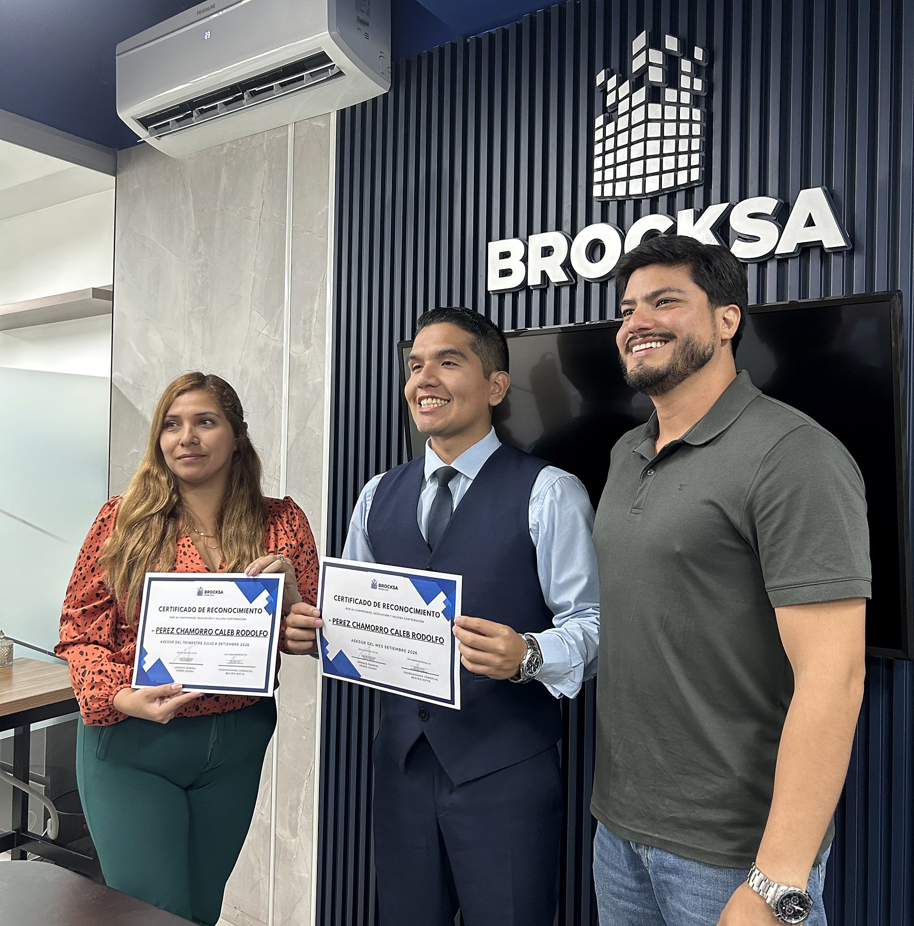 Reconocimiento a asesores · Brocksa